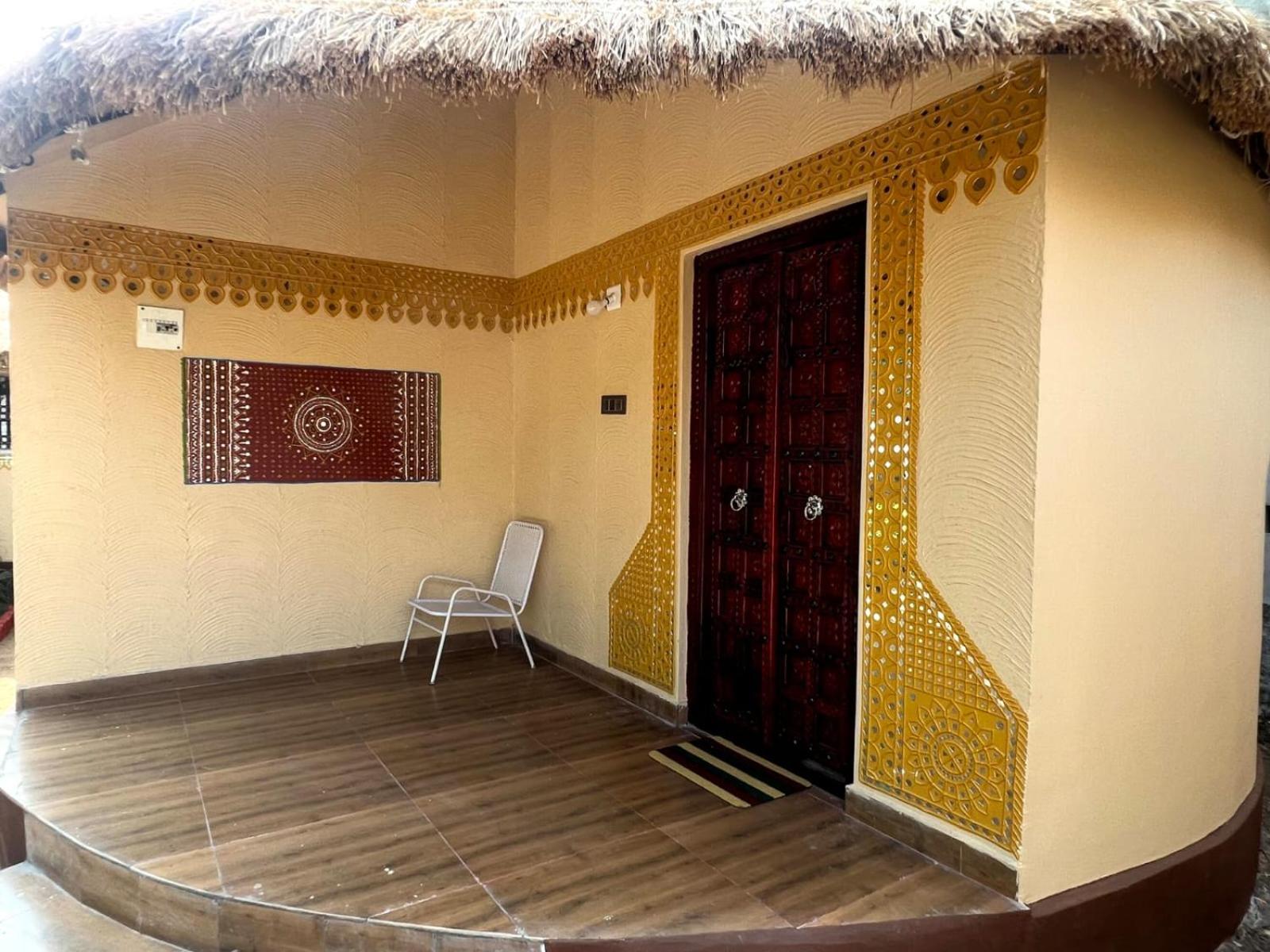 Отель The Kutch House Бхудж Экстерьер фото